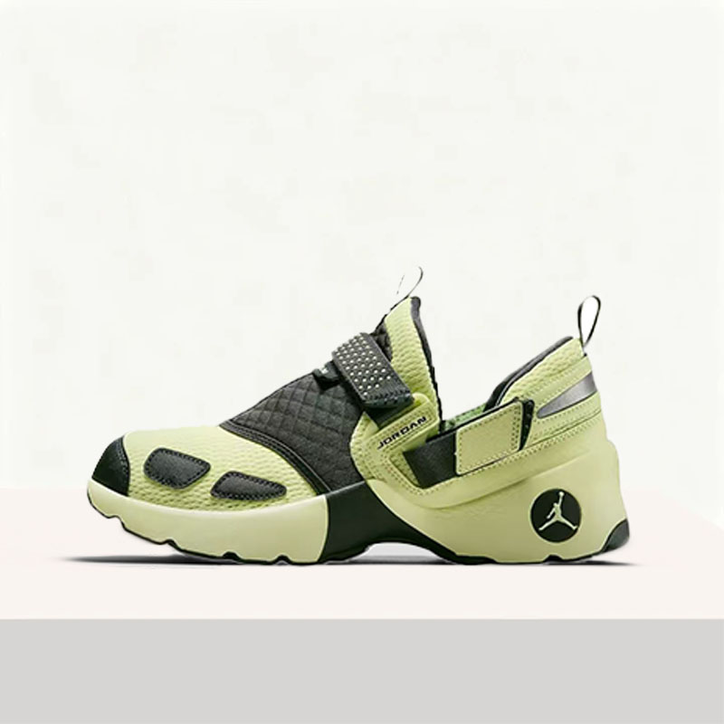 Women Shoes Nike - Nike Air Jordan Trunner LX Women's