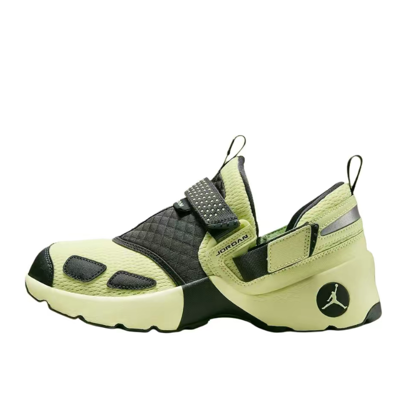 Nike Air Jordan Trunner LX Wom - Women Shoes Nike 评论和价格