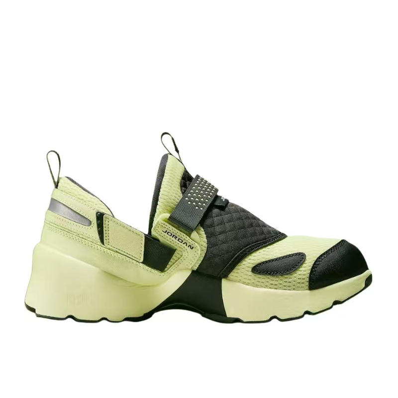 Nike Air Jordan Trunner LX Wom - Women Shoes Nike 评论和价格