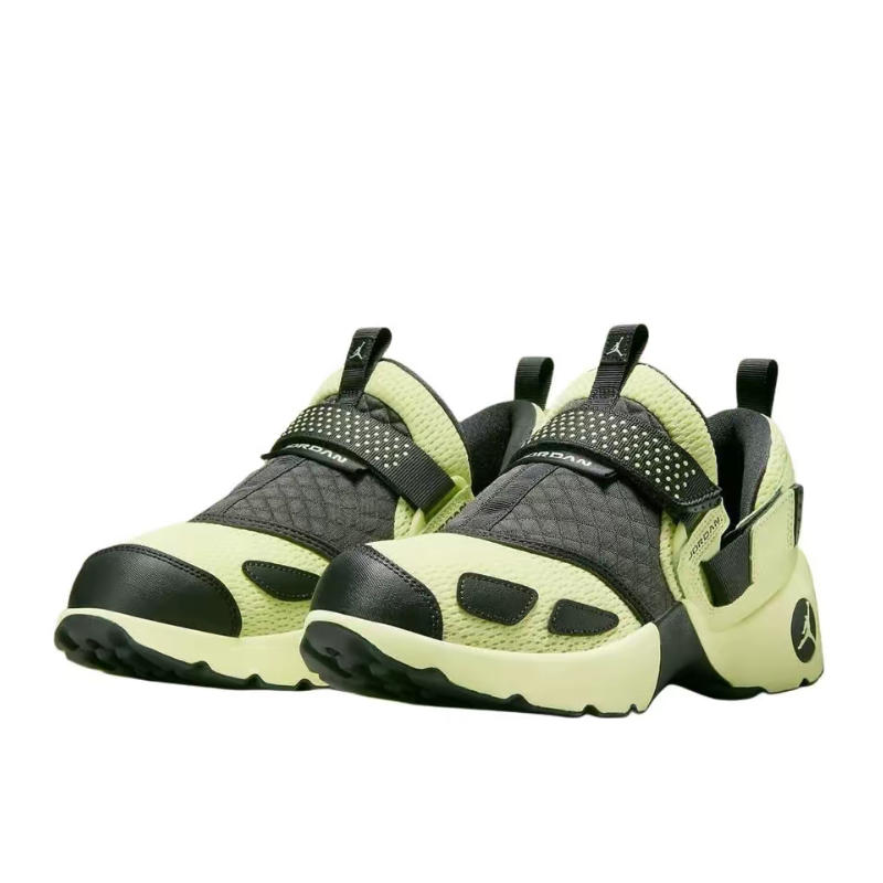 Nike Air Jordan Trunner LX Wom - Women Shoes Nike 评论和价格
