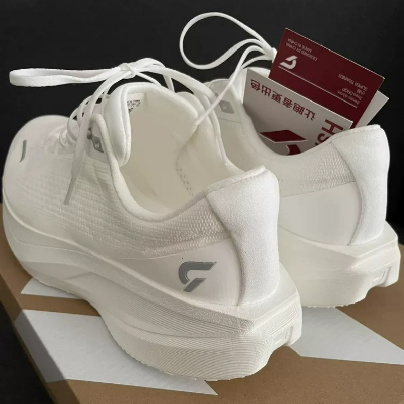 DYNAFISH Training Shoes For Me - Women'S Shoes Vs Men'S 评论和价格